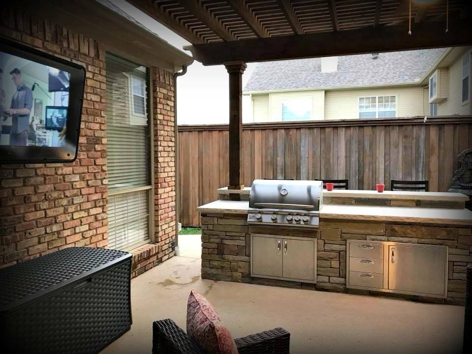 outdoor kitchen