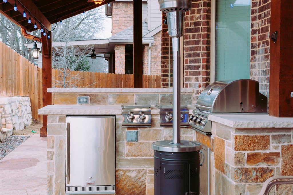 outdoor kitchen