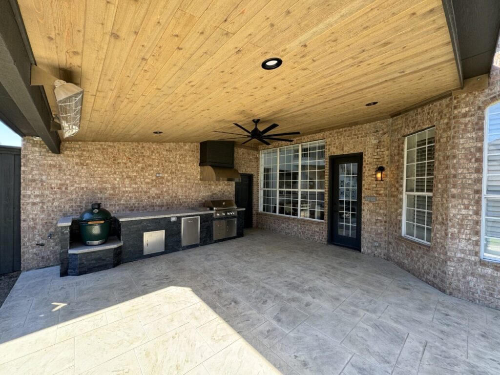 Outdoor Kitchen by Texas Outdoor Oasis