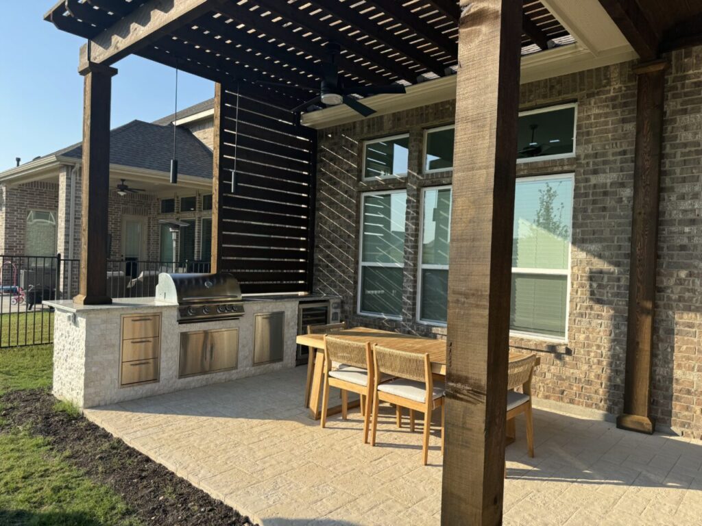 Outdoor Kitchen by Texas Outdoor Oasis