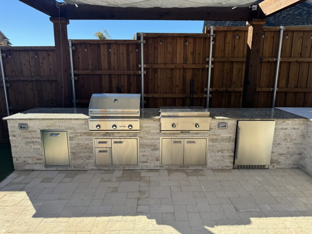Outdoor Kitchen by Texas Outdoor Oasis