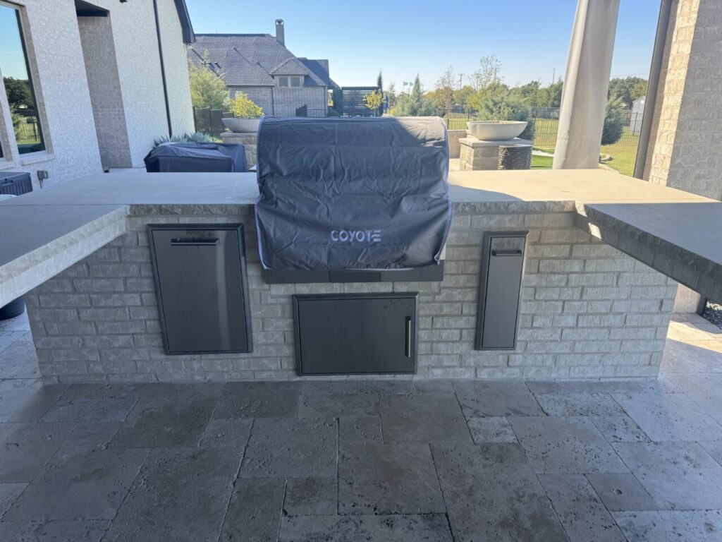 Outdoor Kitchen by Texas Outdoor Oasis